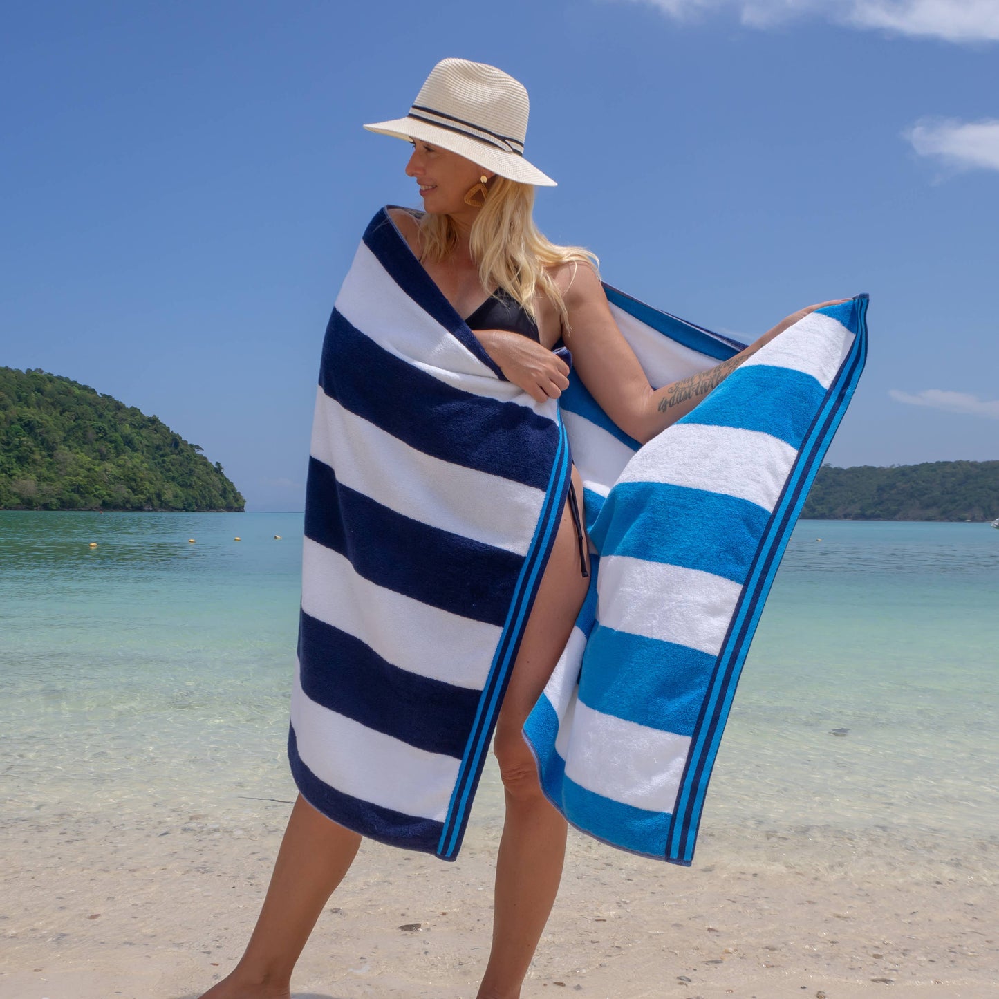 Aston & Arden Reversible Luxury Beach Towel